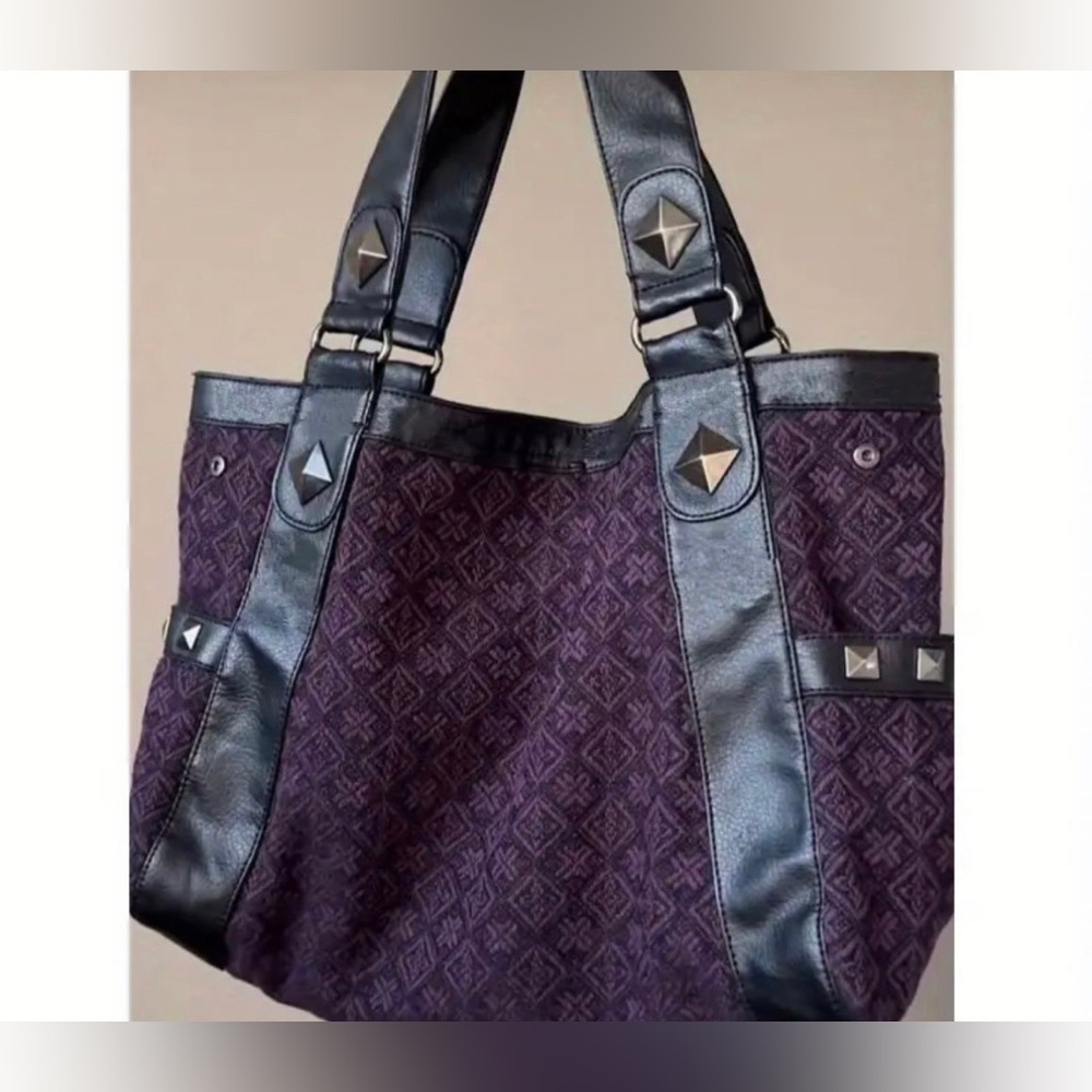 HELLO KITTY ANGRY SKULL BLACK AND PURPLE TOTE BAG NEW Christmas - Picture 3 of 9